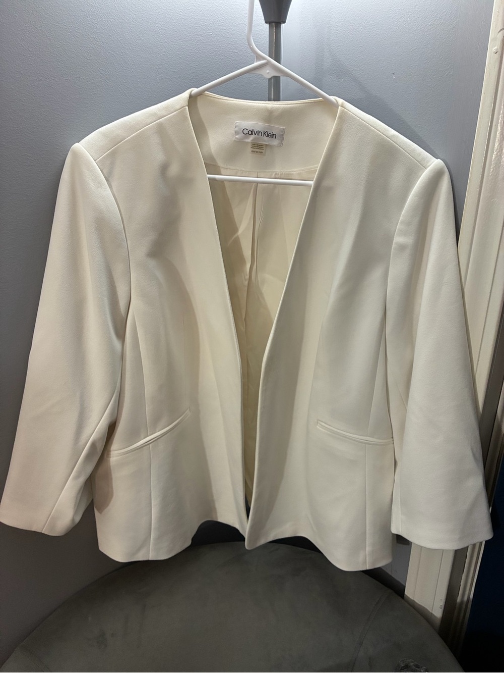 Calvin Klein Women's Cream Collarless Open-Front Blazer